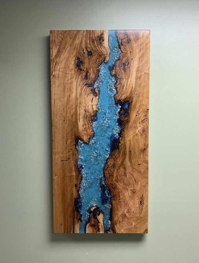 картина из дерева из слэба дуба и эпоксидной смолы размером  70х30см №11