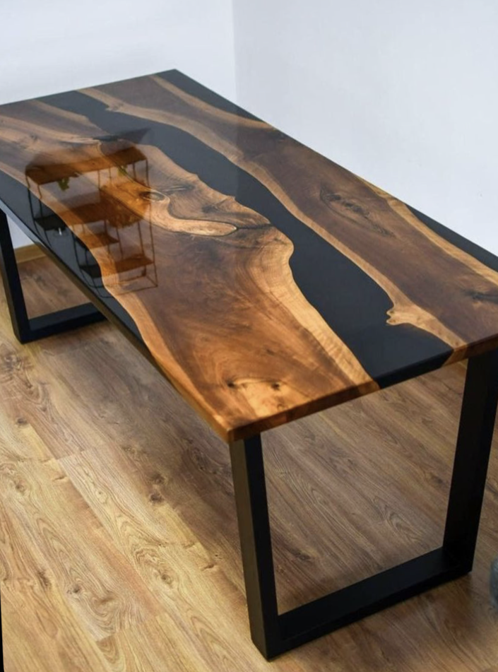 кухонный стол из цельного массива ореха и эпоксидной смолы размером  160х70см №43 с подстольем